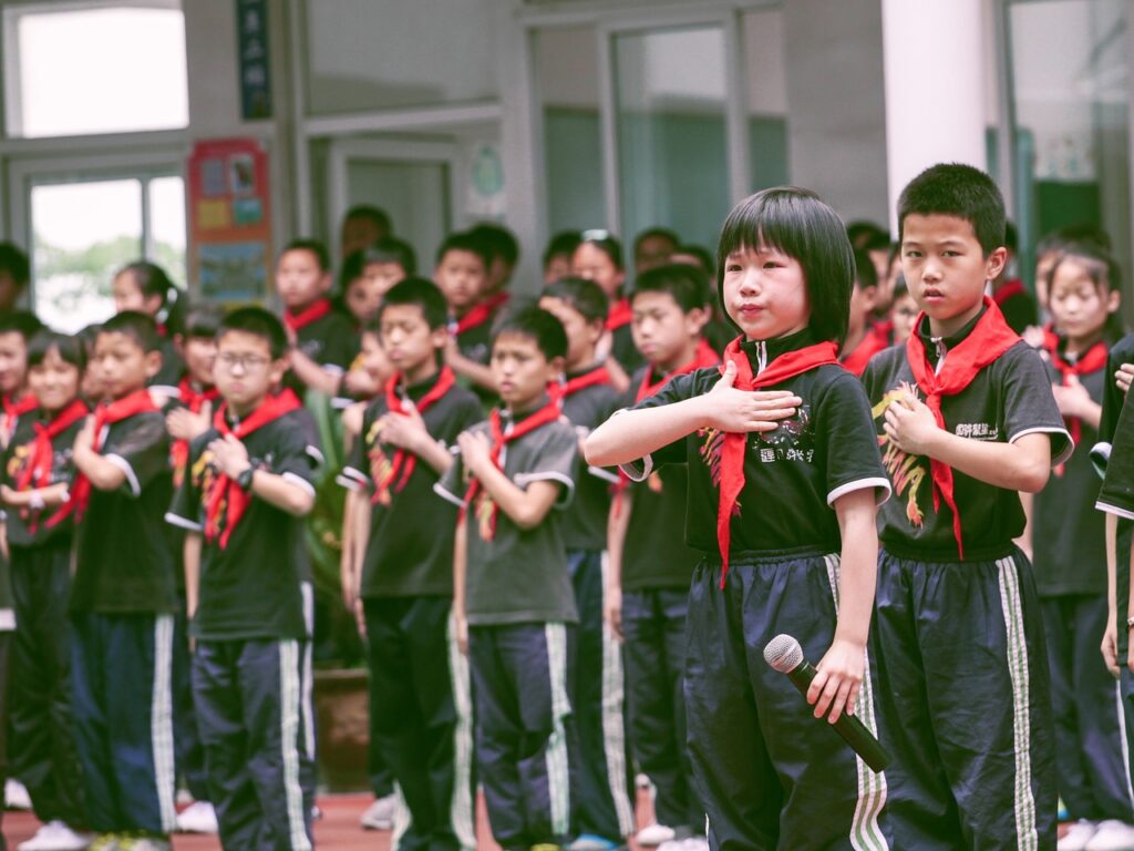 小学生の目を守るためのサプリメントは勉強にどう影響する？