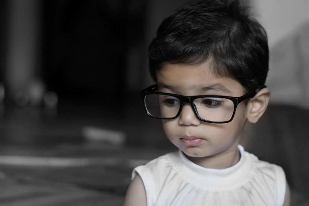 子供の眼鏡を作るタイミングはいつがベスト？