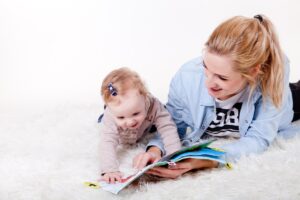 子供のスクリーンタイムで目を守るために知っておくべきことは？